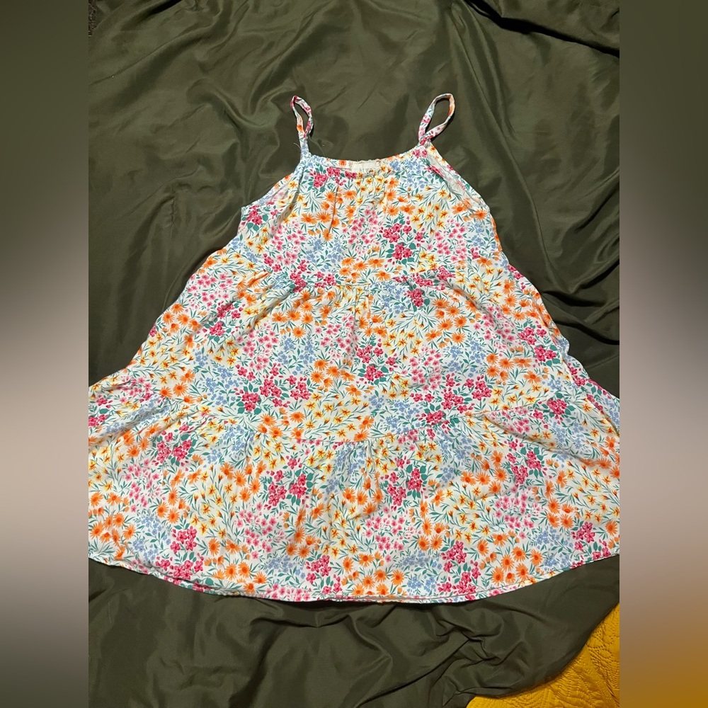 BTween Summer Floral Dress Size 8 GUC